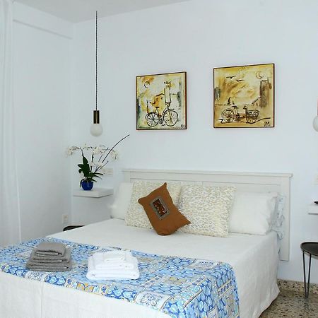 Apartamento R Y C Avilés Exteriör bild