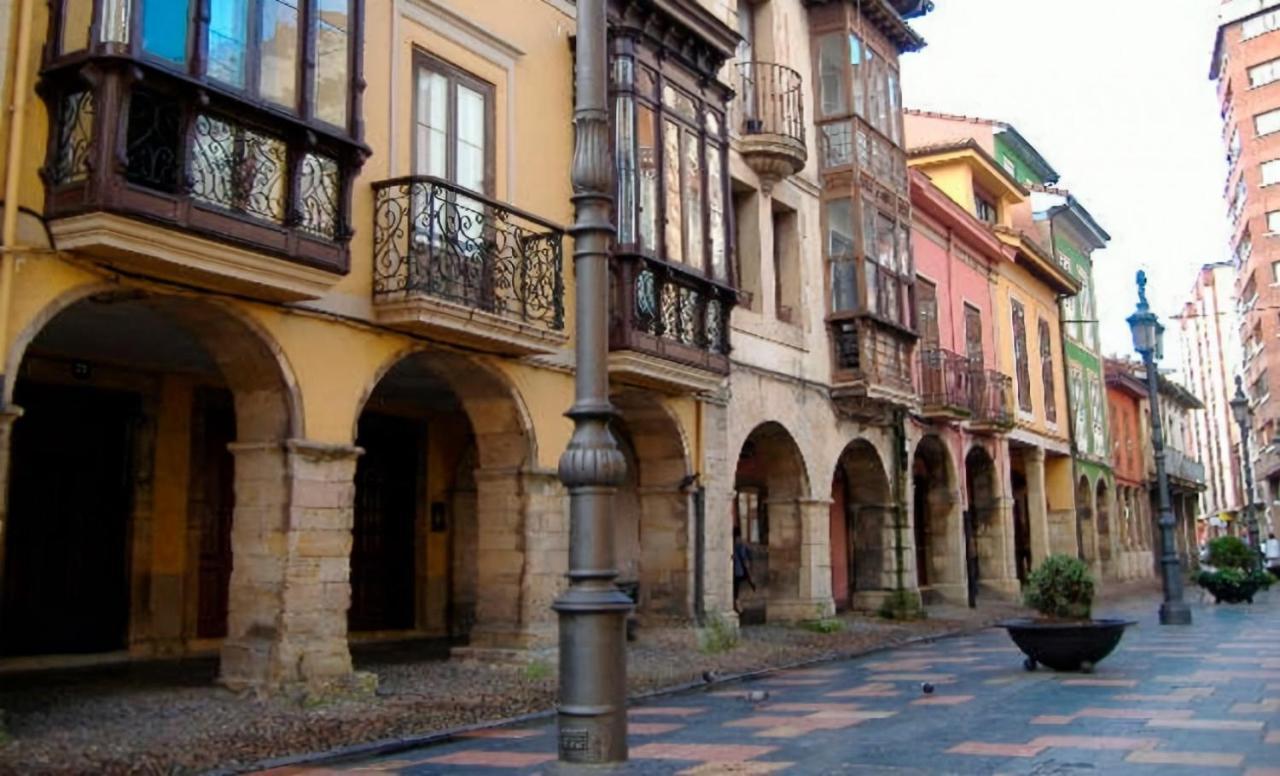 Apartamento R Y C Avilés Exteriör bild